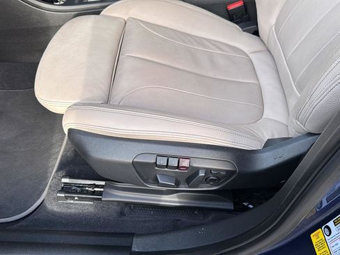 Used 2022 BMW X2 sDrive28i w/ Premium Package image 26