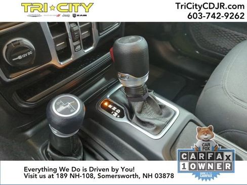 Used 2022 Jeep Wrangler Unlimited Sport S w/ Sun And Sound Package image 32