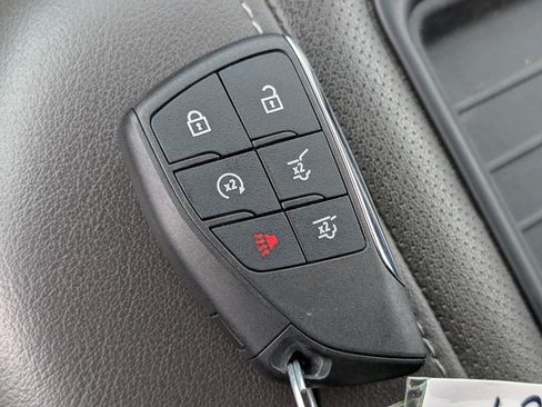 Used 2021 GMC Yukon SLT RWD image 28