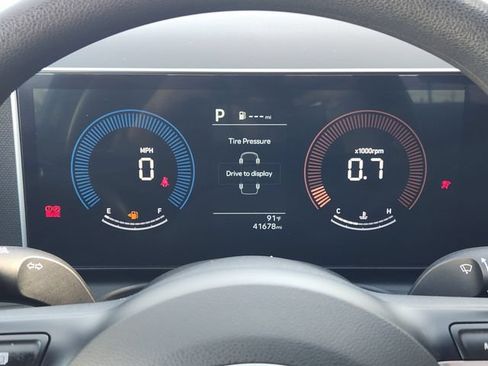 Used 2025 Hyundai Santa Cruz SEL FWD image 7