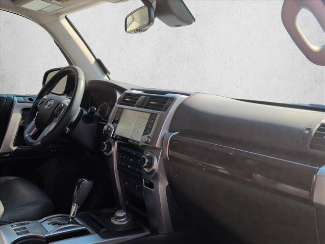Used 2022 Toyota 4Runner Limited AWD/4WD image 30