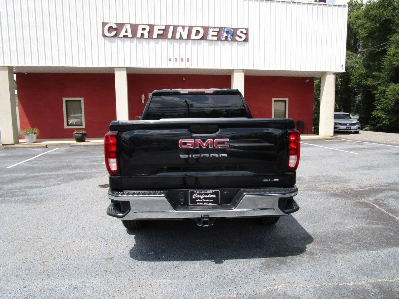 Used 2021 GMC Sierra 1500 SLE RWD image 3