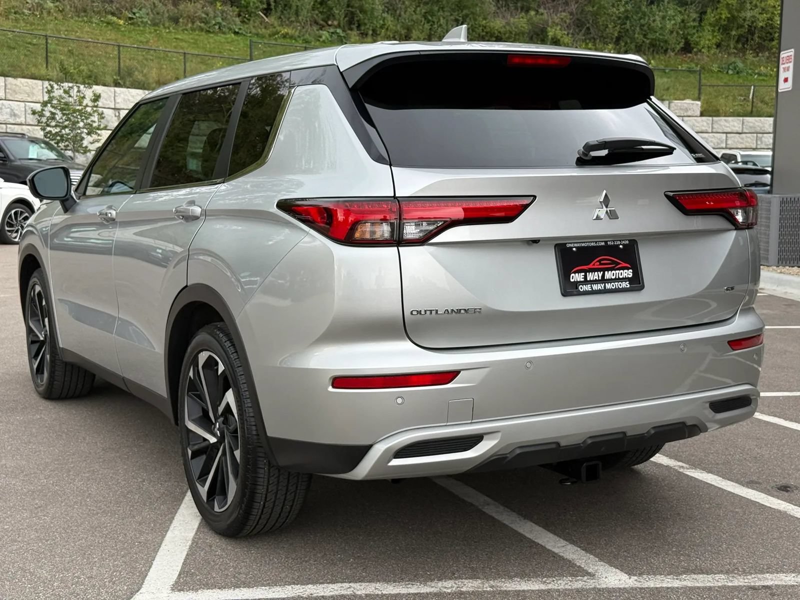 Used 2024 Mitsubishi Outlander Ralliart AWD/4WD image 3