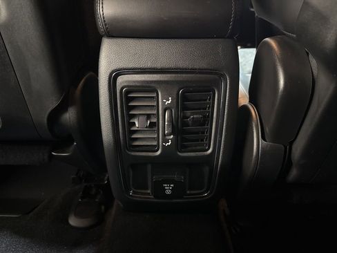 Certified 2020 Jeep Grand Cherokee Altitude image 27