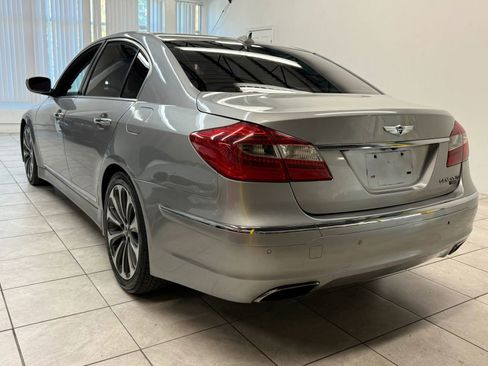 Used 2013 Hyundai Genesis 5.0 R-Spec image 7
