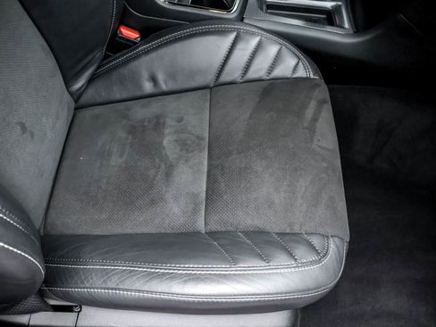 Used 2022 Dodge Charger SRT Hellcat w/ Harman/Kardon Audio Group image 23