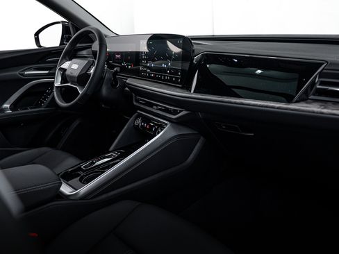 New 2025 Audi Q5 Premium Plus image 8