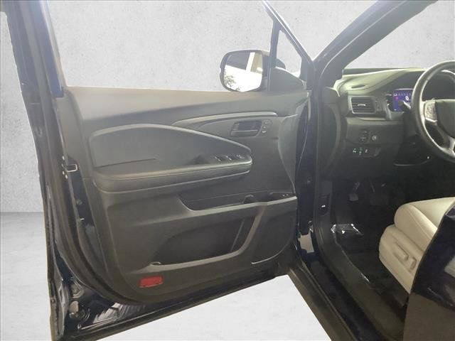 Used 2023 Honda Passport EX-L image 15