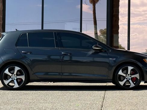 Used 2017 Volkswagen GTI Autobahn FWD image 15