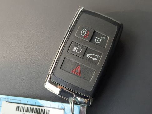 New 2025 Land Rover Range Rover Sport Dynamic SE image 37