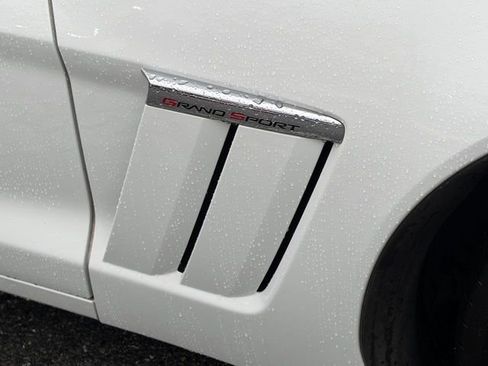Used 2011 Chevrolet Corvette Grand Sport w/ Preferred Equipment Group image 11