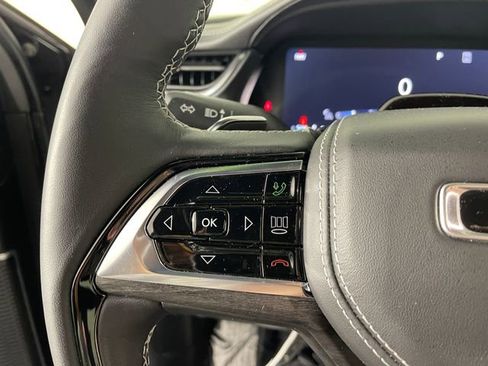 Certified 2025 Jeep Grand Cherokee L Overland w/ Advanced Protech Group III image 11