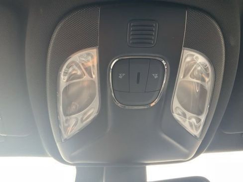 Used 2025 Jeep Compass Limited AWD/4WD image 49