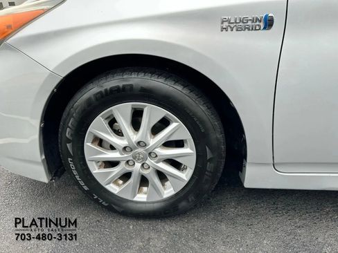 Used 2012 Toyota Prius Prime Advanced image 22