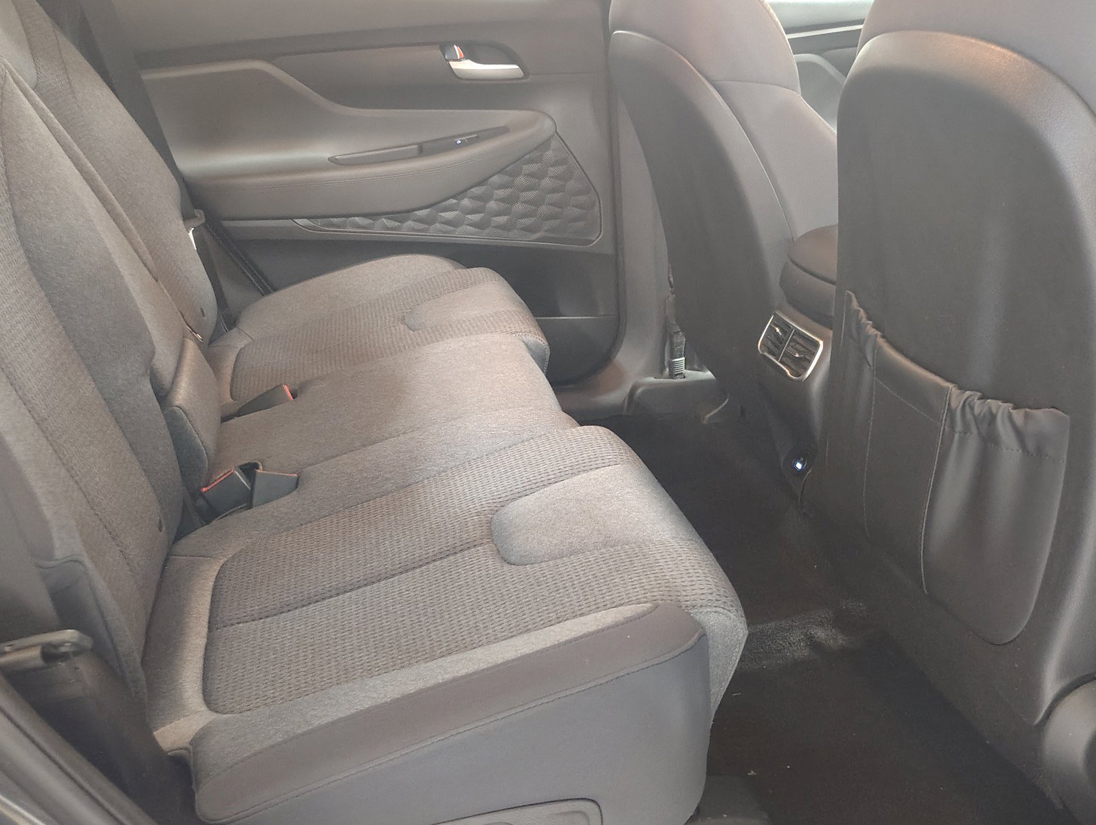 Certified 2023 Hyundai Santa Fe SE AWD/4WD image 27