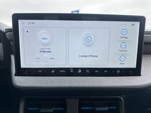 New 2026 Ford Maverick XLT w/ XLT Luxury Package image 9