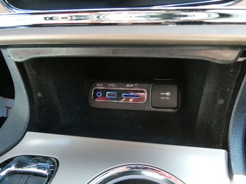 Used 2017 Jeep Grand Cherokee Laredo w/ Quick Order Package 23E image 26