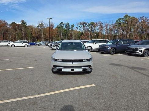 New 2026 Hyundai Ioniq 5 SEL image 13