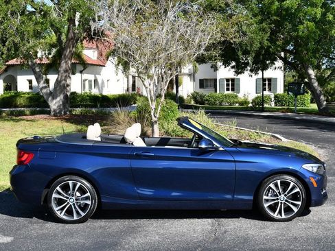 Used 2017 BMW 230i xDrive Convertible AWD/4WD image 39
