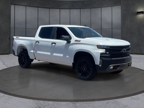 Certified 2021 Chevrolet Silverado 1500 LT Trail Boss w/ LPO, Dark Essentials Package AWD/4WD image 8
