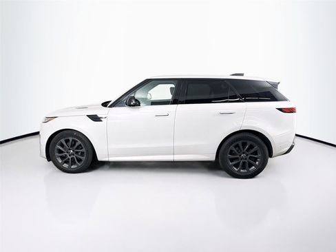 Used 2024 Land Rover Range Rover Sport Dynamic SE image 7