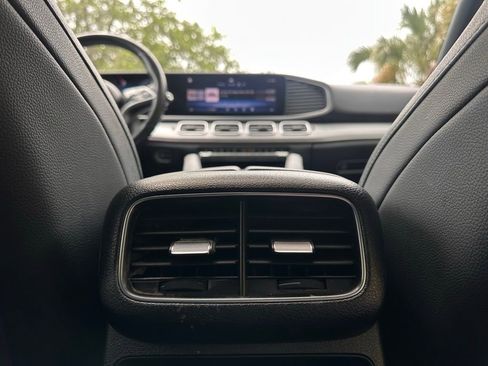 Used 2024 Mercedes-Benz GLE 350 4MATIC image 28