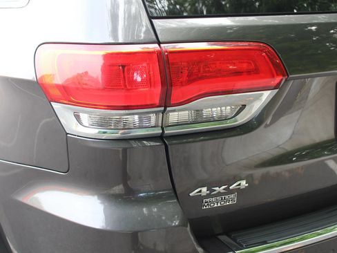 Used 2014 Jeep Grand Cherokee Limited w/ Trailer Tow Group IV AWD/4WD image 39