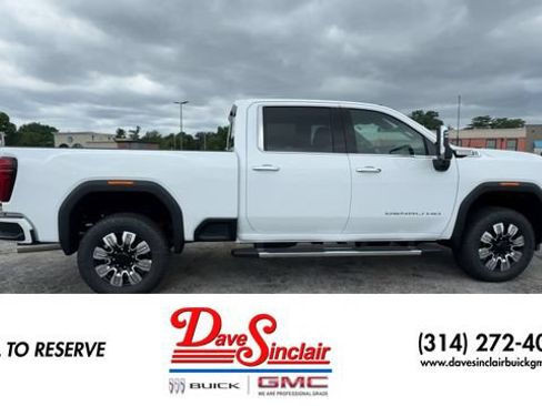 New 2026 GMC Sierra 3500 Denali w/ Denali Reserve Package AWD/4WD image 9