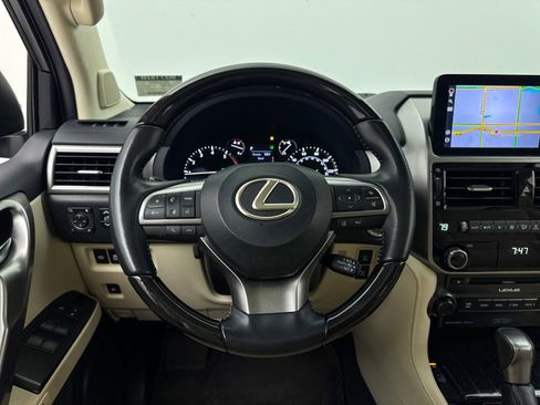 Used 2023 Lexus GX 460 Premium image 4