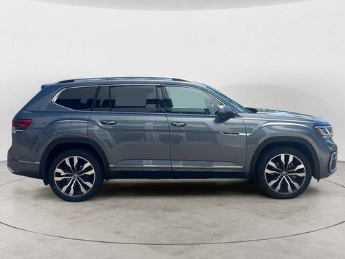 Used 2022 Volkswagen Atlas SEL Premium AWD/4WD image 4
