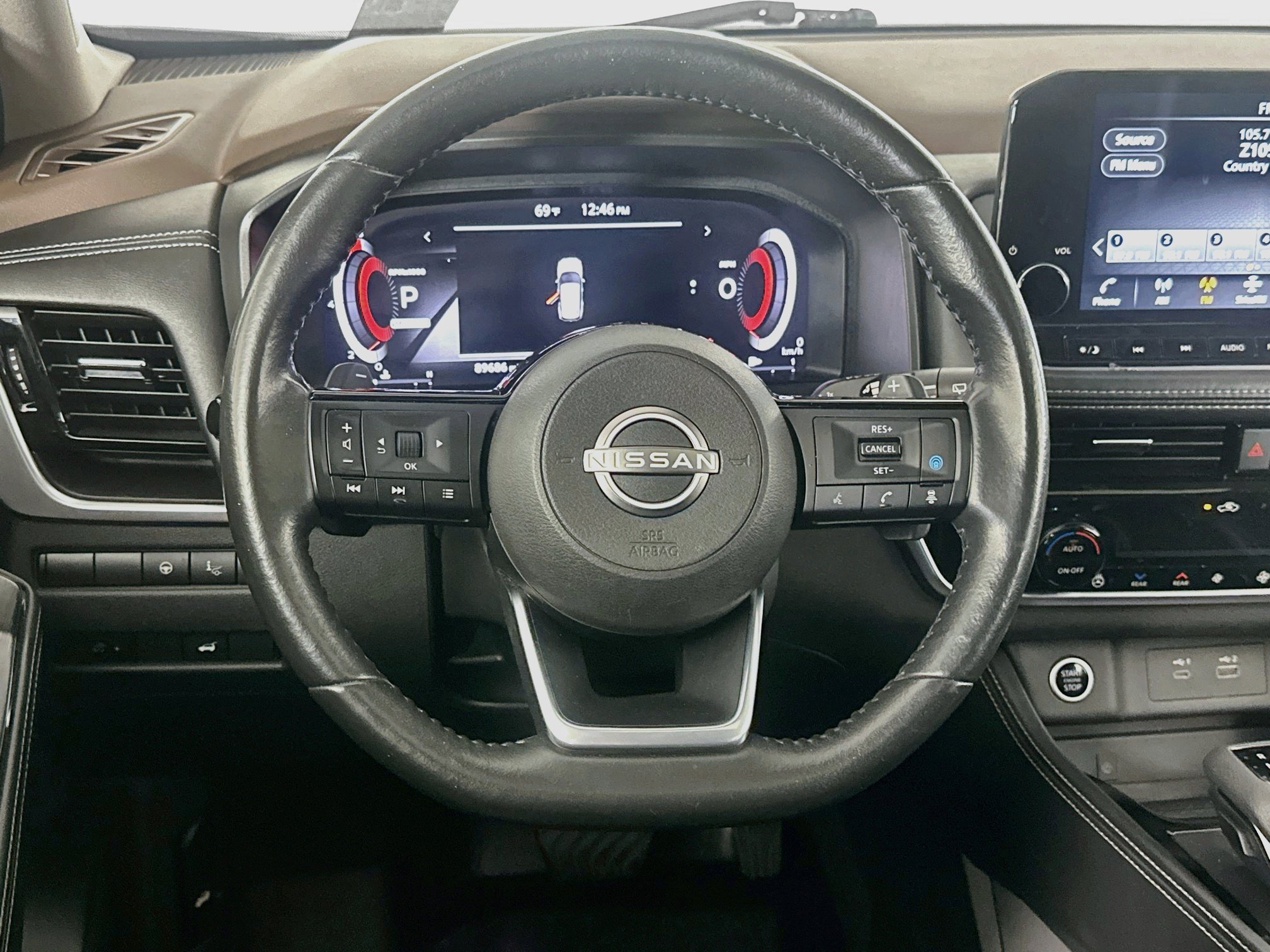 Used 2022 Nissan Rogue Platinum w/ Head-Up Display Package FWD image 18