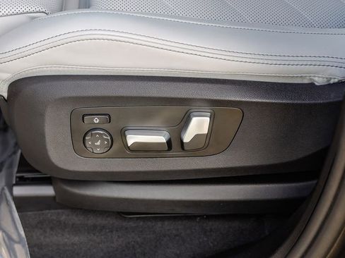 Used 2024 BMW X5 xDrive50e w/ Premium Package image 23