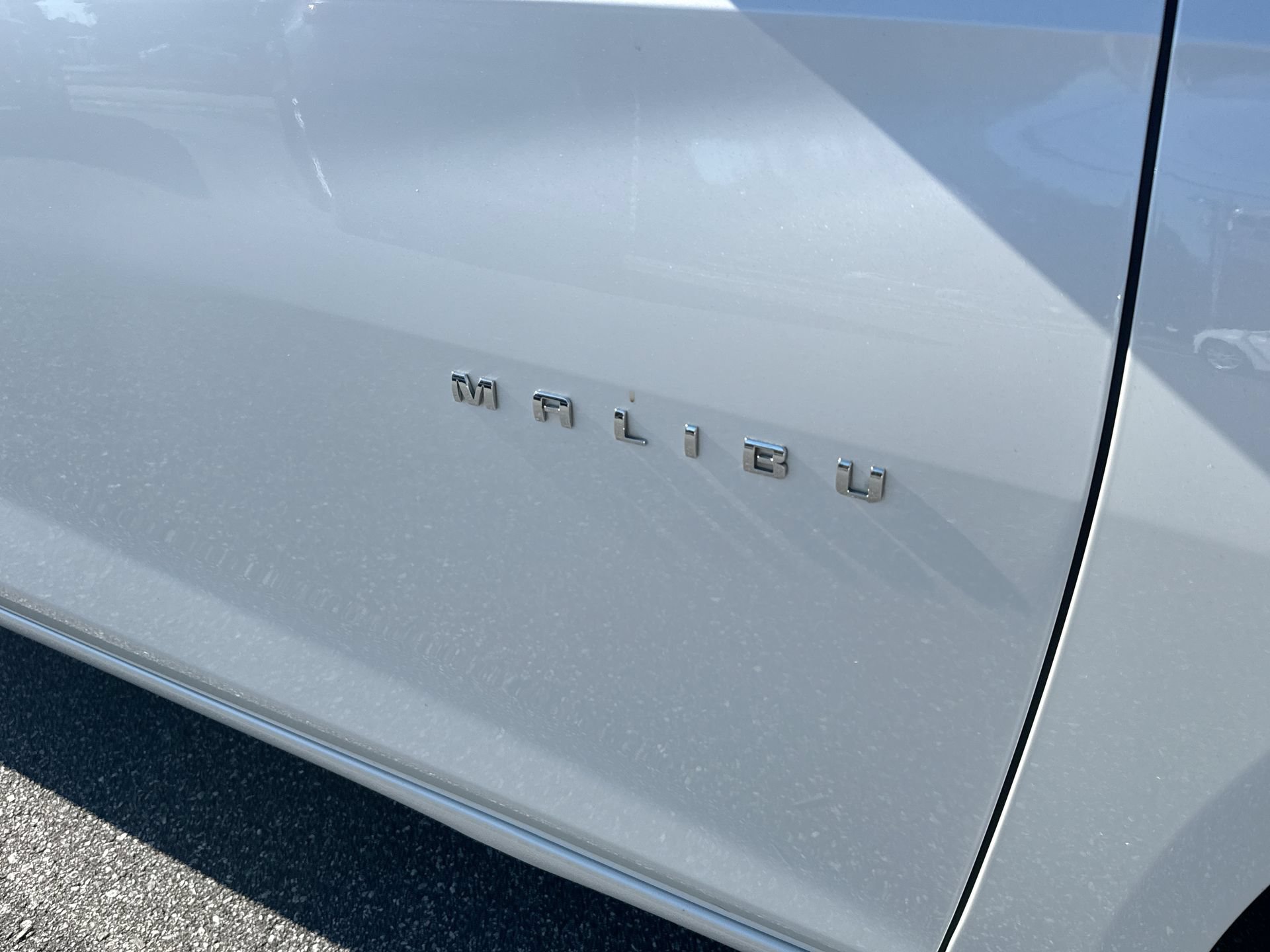 Used 2018 Chevrolet Malibu LT FWD image 27