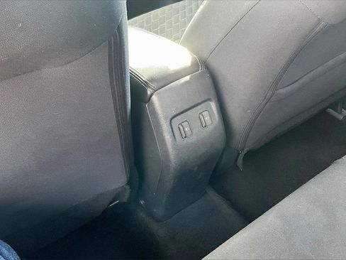 Used 2022 Nissan Kicks SV image 26