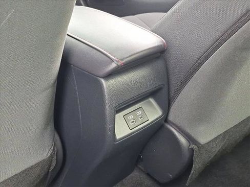 Used 2024 Toyota Corolla SE w/ SE Package FWD image 18