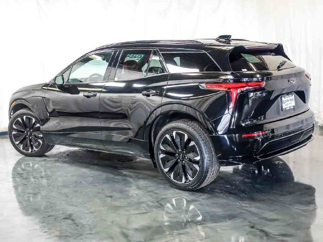 Certified 2024 Chevrolet Blazer EV RS AWD/4WD image 9