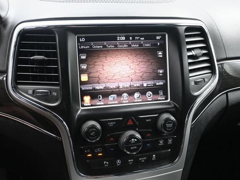Used 2016 Jeep Grand Cherokee High Altitude AWD/4WD image 11