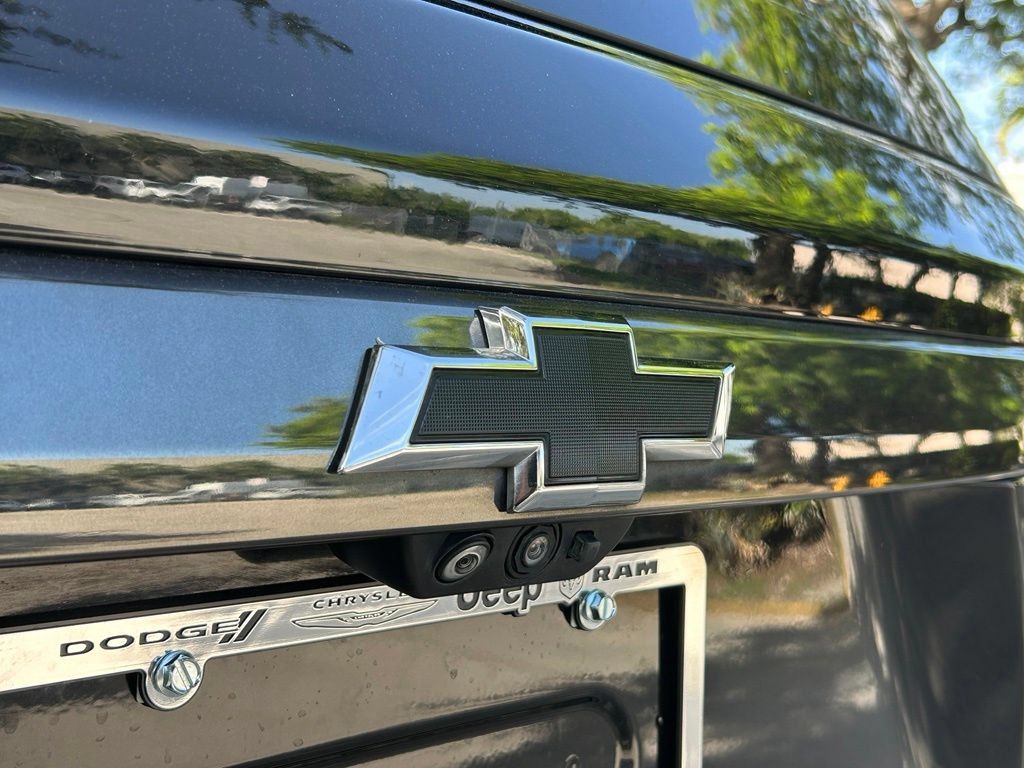 Used 2021 Chevrolet Traverse RS FWD image 35
