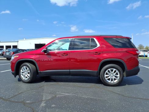 Used 2020 Chevrolet Traverse LT image 30
