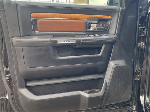 Used 2016 RAM 2500 Longhorn w/ Convenience Group image 17