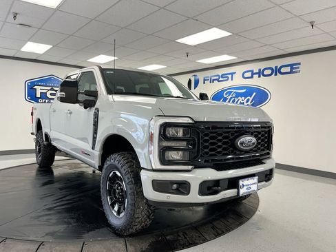 New 2025 Ford F250 Lariat w/ Lariat Ultimate Package image 16