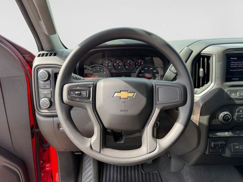 Used 2021 Chevrolet Silverado 1500 Custom image 12