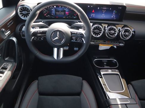 New 2026 Mercedes-Benz CLA 250 4MATIC image 11