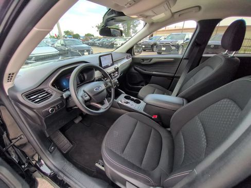 Used 2025 Ford Escape Active AWD/4WD image 15