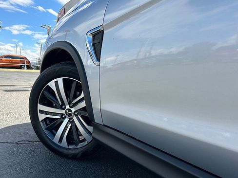 New 2025 Mitsubishi Outlander Sport SE image 13