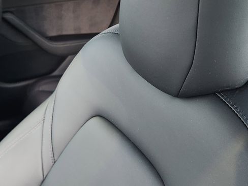 Used 2021 Tesla Model Y Performance image 14