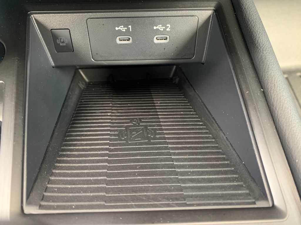 Used 2025 Nissan Kicks SR FWD image 20