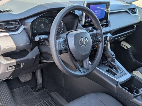 Used 2024 Toyota RAV4 XLE FWD image 14