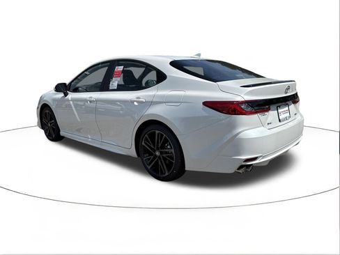 Used 2026 Toyota Camry XSE FWD image 5