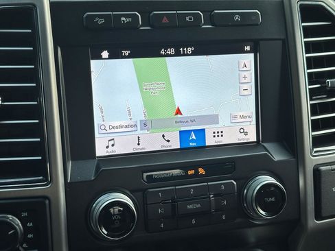 Used 2019 Ford F150 Platinum w/ Equipment Group 701A Luxury image 28